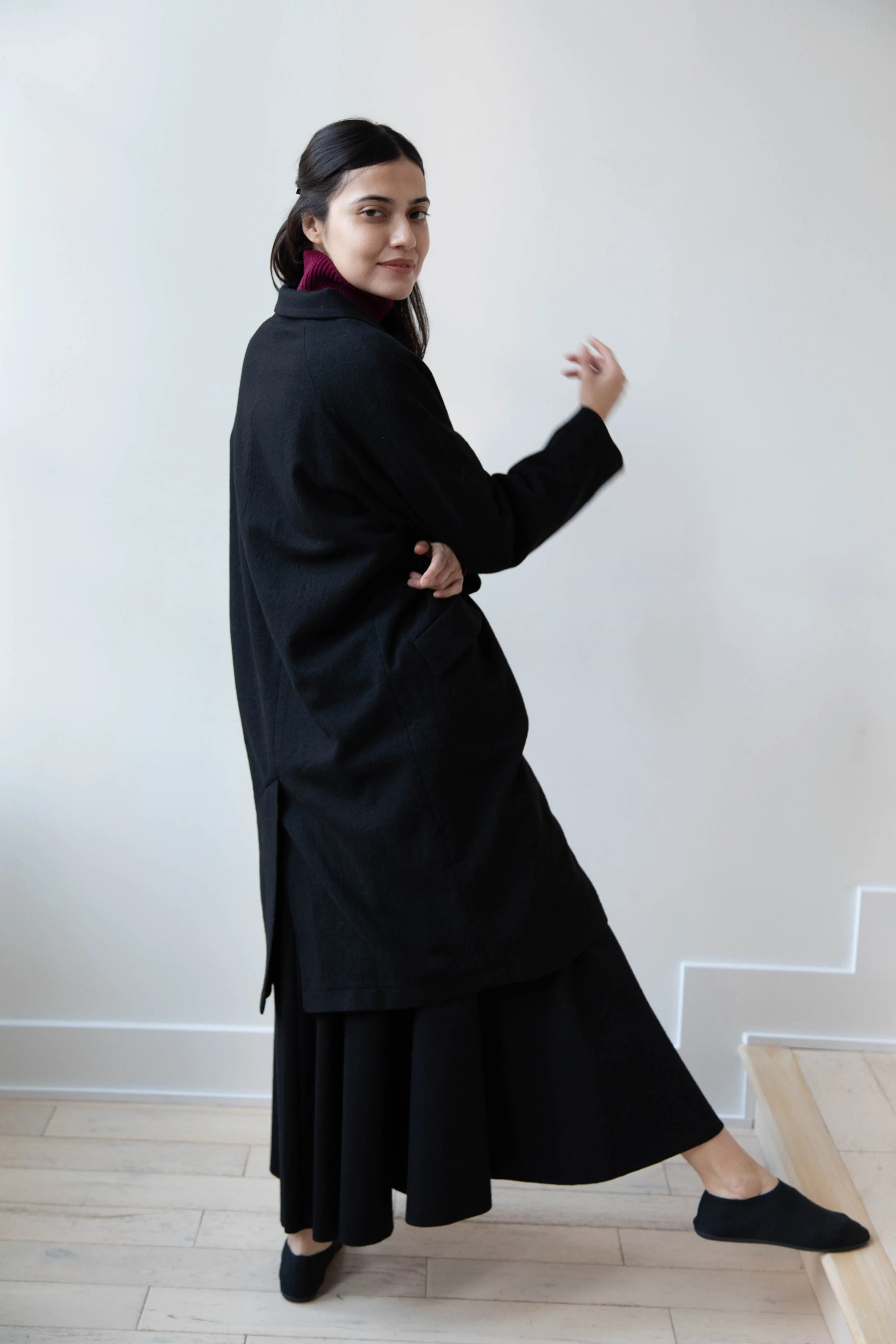 Arts & Science | Raglan Sleeve Chester Coat in Black