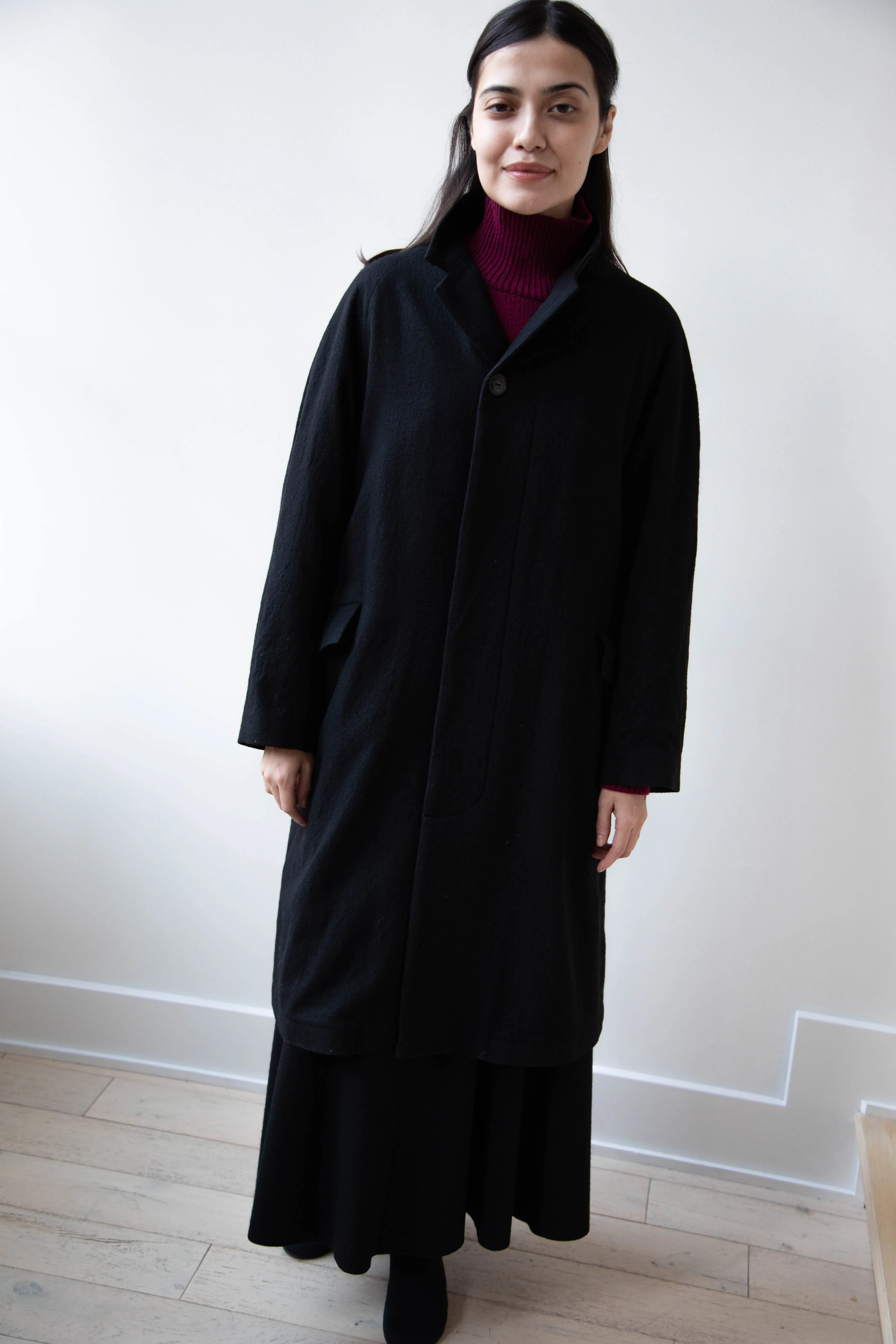 Arts & Science | Raglan Sleeve Chester Coat in Black