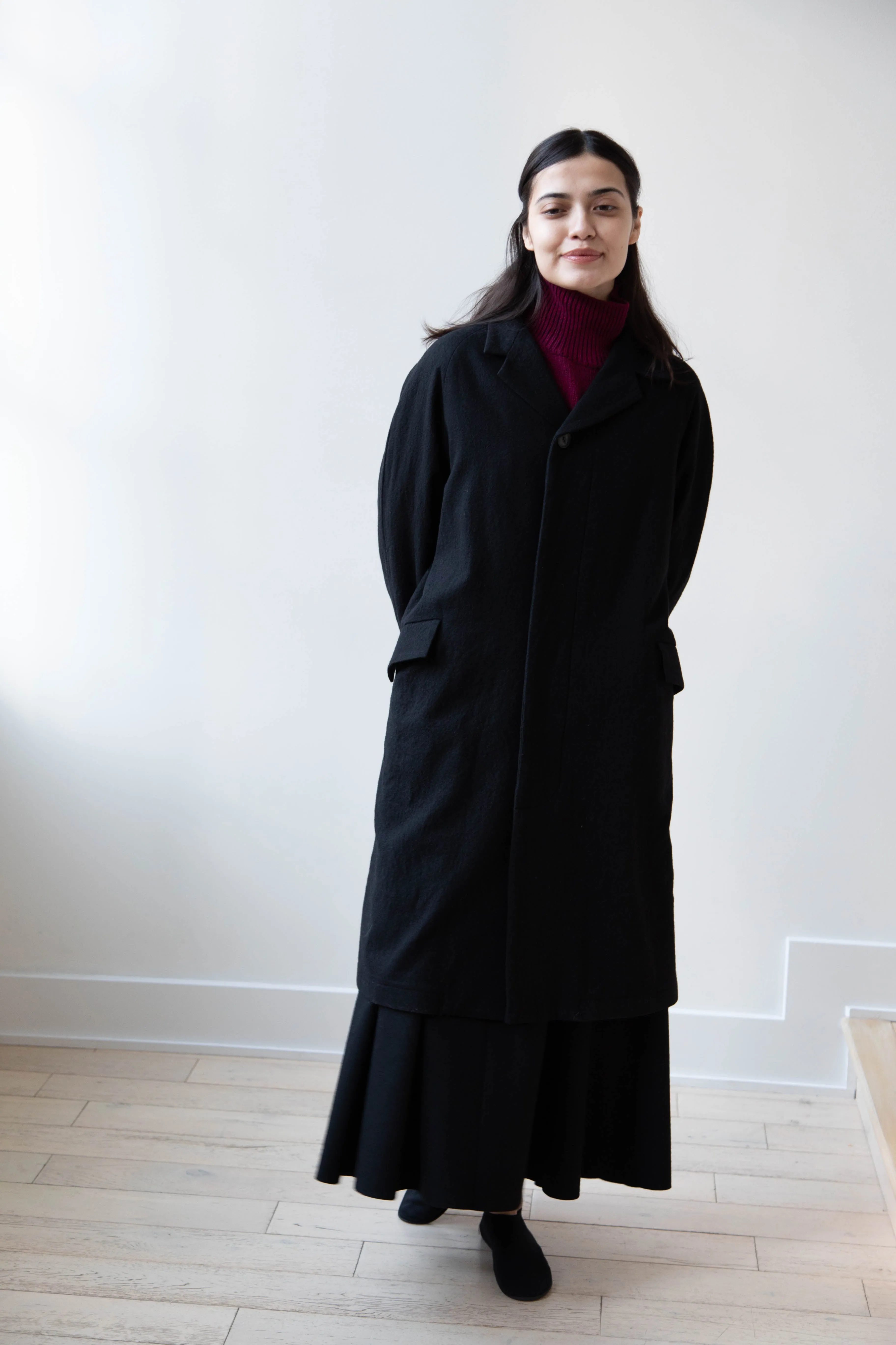 Arts & Science | Raglan Sleeve Chester Coat in Black