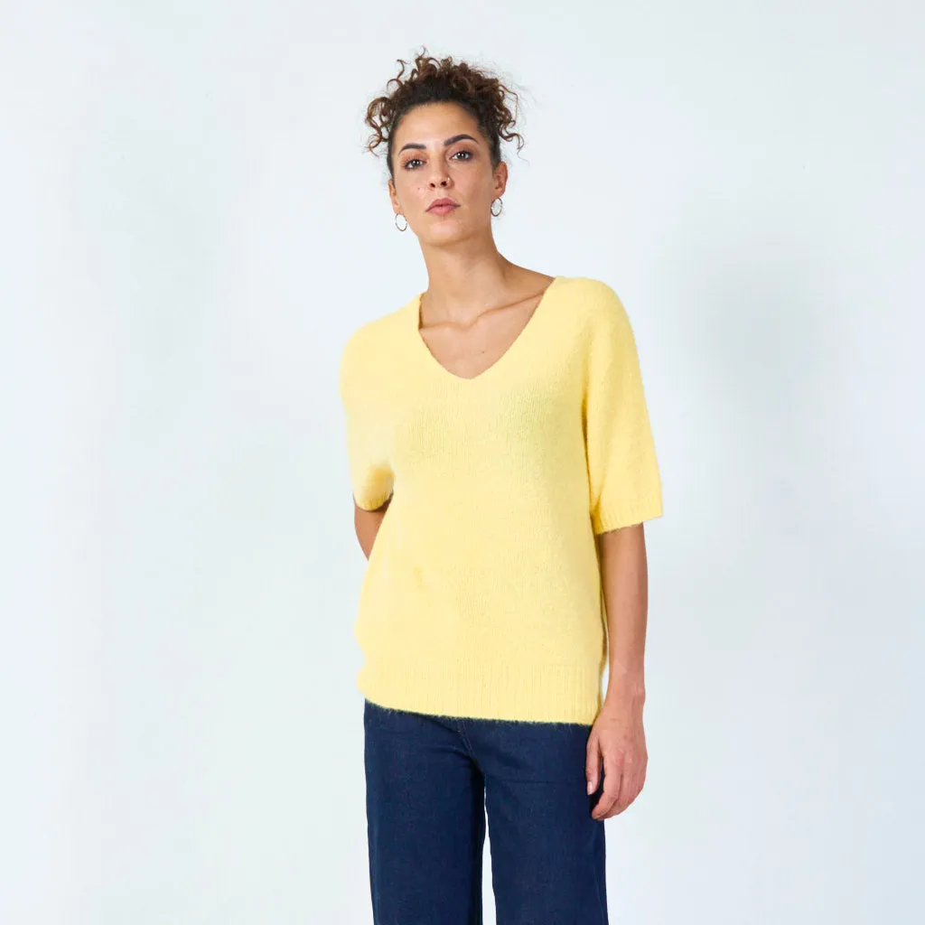 Classic v-neck sweater wholesale