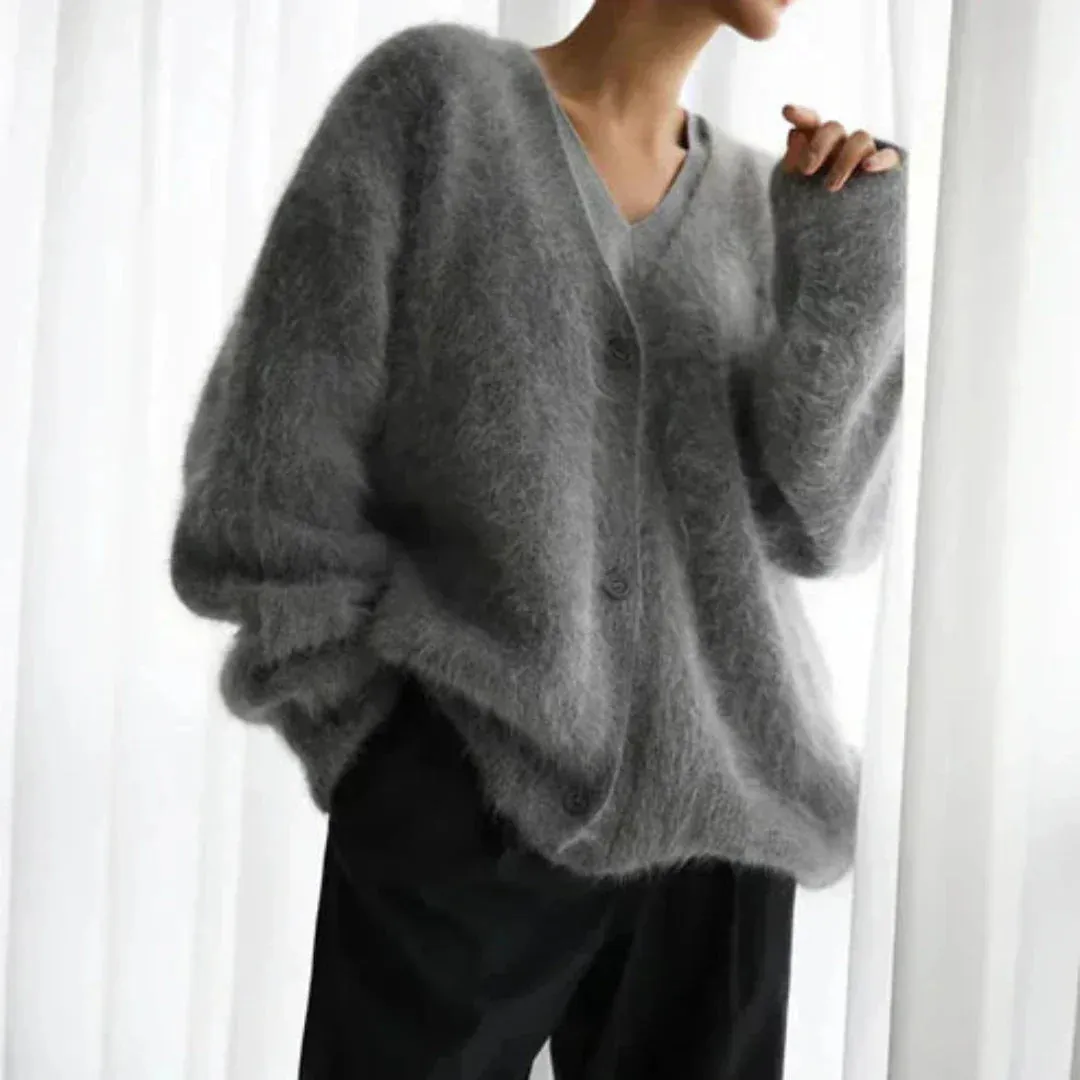 Xenia | Cozy-Chic V-neck Oversized Cardigan